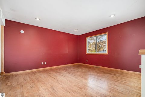 Tiny photo for 1029 Taylor Street, Mt Pleasant, MI 48858 (MLS # 1940766)