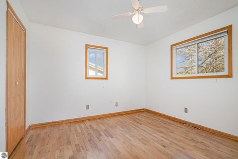 Tiny photo for 1029 Taylor Street, Mt Pleasant, MI 48858 (MLS # 1940766)