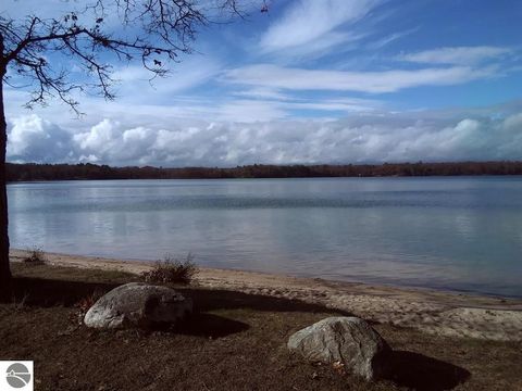 Tiny photo for 377 E Bear Lake Road, Kalkaska, MI 49646 (MLS # 1944047)