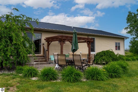 Tiny photo for 4597 W Baseline Road, Mt Pleasant, MI 48858 (MLS # 1946430)