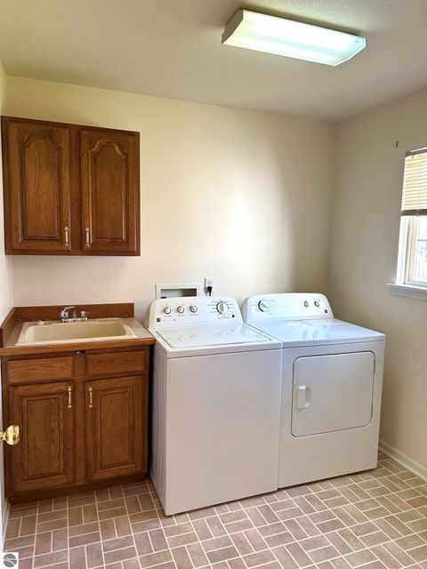 Tiny photo for 1511 Eastpointe Drive, Mt Pleasant, MI 48858 (MLS # 1944052)
