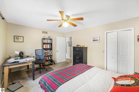 Tiny photo for 340 Applewood Lane, Mt Pleasant, MI 48858 (MLS # 1942088)