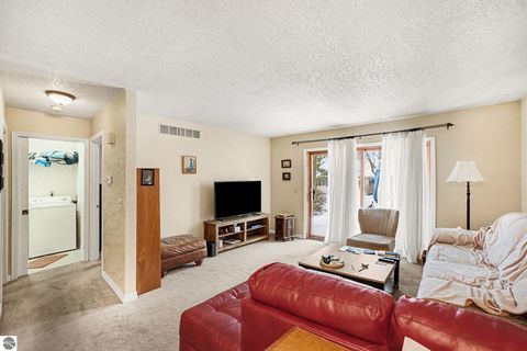 Tiny photo for 340 Applewood Lane, Mt Pleasant, MI 48858 (MLS # 1942088)