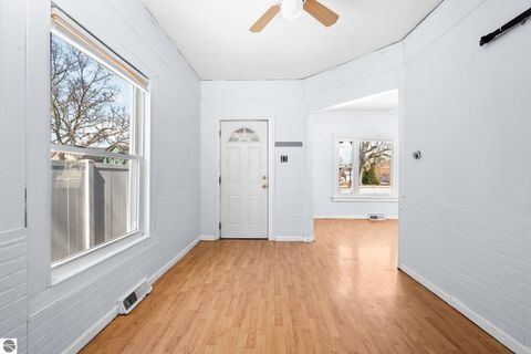 Tiny photo for 848 E State Street, Traverse City, MI 49686 (MLS # 1943789)