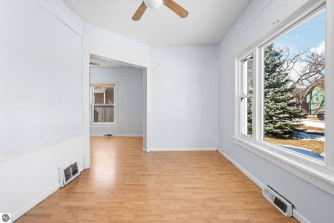 Tiny photo for 848 E State Street, Traverse City, MI 49686 (MLS # 1943789)