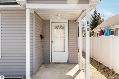Tiny photo for 848 E State Street, Traverse City, MI 49686 (MLS # 1943789)