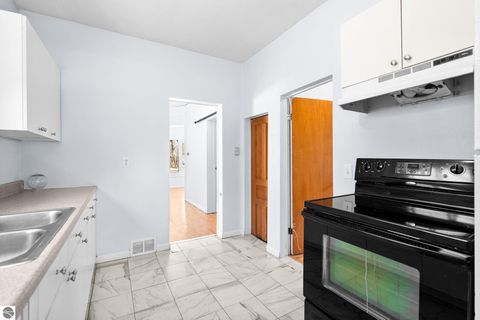 Tiny photo for 848 E State Street, Traverse City, MI 49686 (MLS # 1943789)