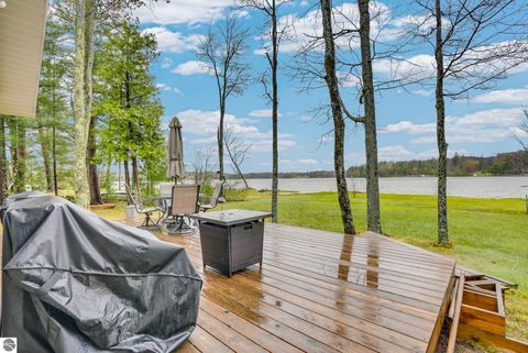 Tiny photo for 2255 Wenonah Trail, Lake City, MI 49651 (MLS # 1945175)
