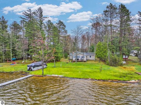 Tiny photo for 2255 Wenonah Trail, Lake City, MI 49651 (MLS # 1945175)