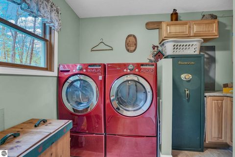 Tiny photo for 2255 Wenonah Trail, Lake City, MI 49651 (MLS # 1945175)