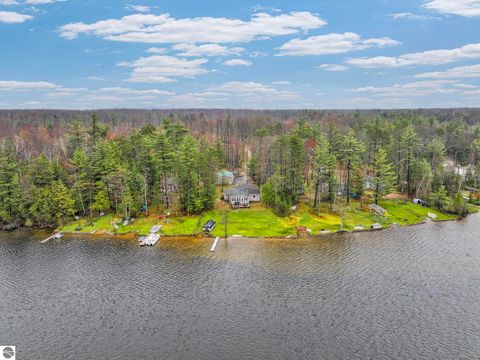 Tiny photo for 2255 Wenonah Trail, Lake City, MI 49651 (MLS # 1945175)