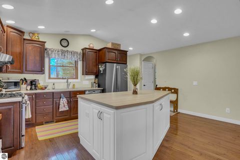 Tiny photo for 2255 Wenonah Trail, Lake City, MI 49651 (MLS # 1945175)