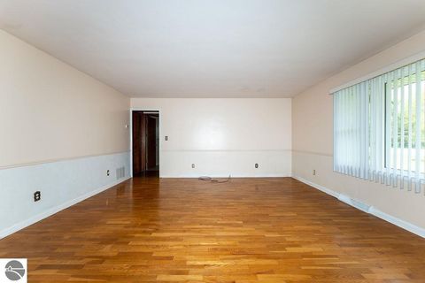 Tiny photo for 8824 E Pickard Road, Mt Pleasant, MI 48858 (MLS # 1944893)