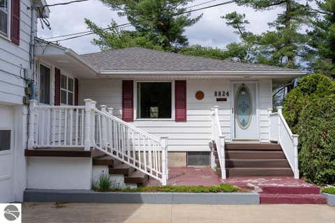 Tiny photo for 8824 E Pickard Road, Mt Pleasant, MI 48858 (MLS # 1944893)