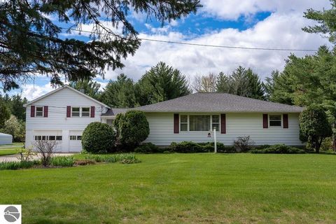 Tiny photo for 8824 E Pickard Road, Mt Pleasant, MI 48858 (MLS # 1944893)
