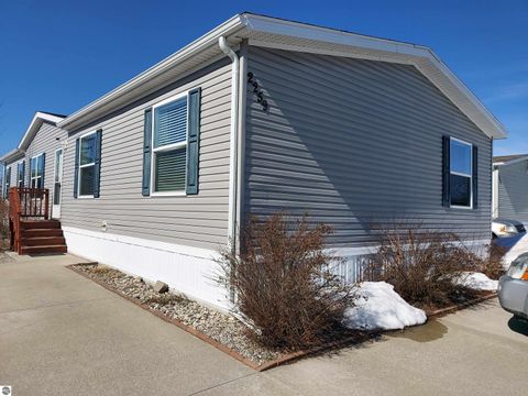 Photo of 2259 Leisure Lane, Traverse City, MI 49686 (MLS # 1942690)