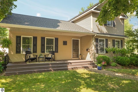 Tiny photo for 802 Randolph Street, Traverse City, MI 49684 (MLS # 1949748)