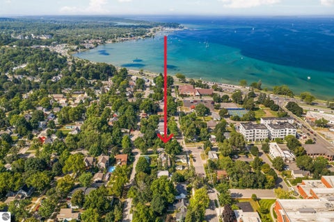 Tiny photo for 802 Randolph Street, Traverse City, MI 49684 (MLS # 1949748)