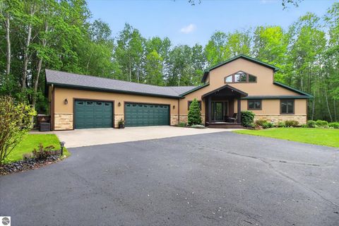 Tiny photo for 104 N Andrea Lane, St Louis, MI 48880 (MLS # 1945455)