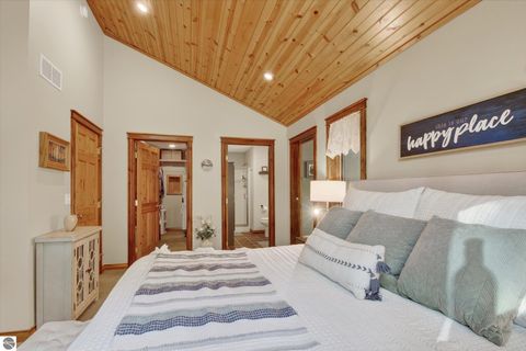 Tiny photo for 104 N Andrea Lane, St Louis, MI 48880 (MLS # 1945455)