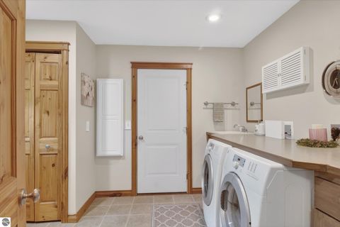 Tiny photo for 104 N Andrea Lane, St Louis, MI 48880 (MLS # 1945455)