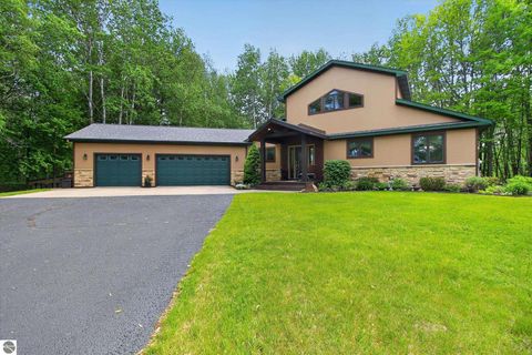 Tiny photo for 104 N Andrea Lane, St Louis, MI 48880 (MLS # 1945455)