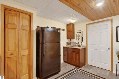 Tiny photo for 104 N Andrea Lane, St Louis, MI 48880 (MLS # 1945455)