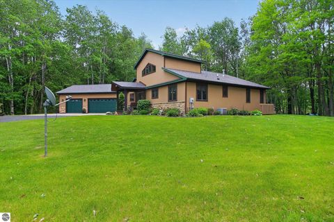 Tiny photo for 104 N Andrea Lane, St Louis, MI 48880 (MLS # 1945455)