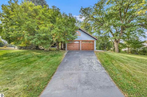 Tiny photo for 536 W 44th Street, Fremont, MI 49412 (MLS # 1941649)