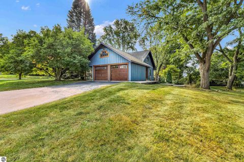 Tiny photo for 536 W 44th Street, Fremont, MI 49412 (MLS # 1941649)