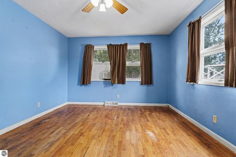 Tiny photo for 4820 W Lincoln Road, Alma, MI 48801 (MLS # 1942536)