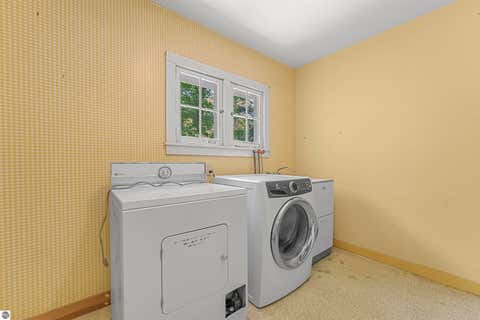 Tiny photo for 737 S Stony Point Road, Suttons Bay, MI 49682 (MLS # 1947248)