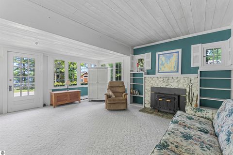 Tiny photo for 737 S Stony Point Road, Suttons Bay, MI 49682 (MLS # 1947248)