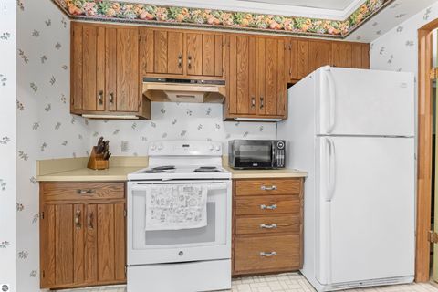 Tiny photo for 737 S Stony Point Road, Suttons Bay, MI 49682 (MLS # 1947248)