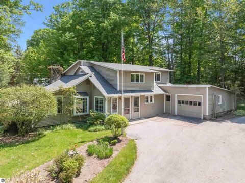 Tiny photo for 737 S Stony Point Road, Suttons Bay, MI 49682 (MLS # 1947248)