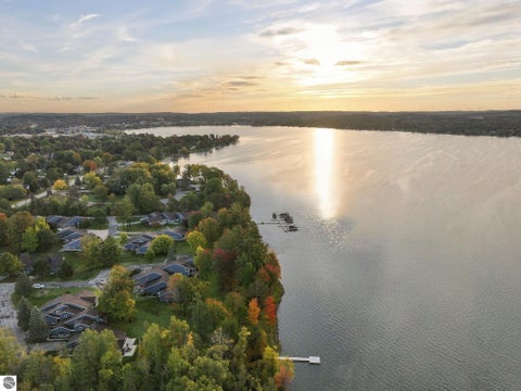 Tiny photo for 107 North Shore Drive #4, Cadillac, MI 49601 (MLS # 1951264)