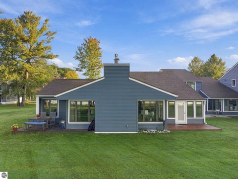 Tiny photo for 107 North Shore Drive #4, Cadillac, MI 49601 (MLS # 1951264)