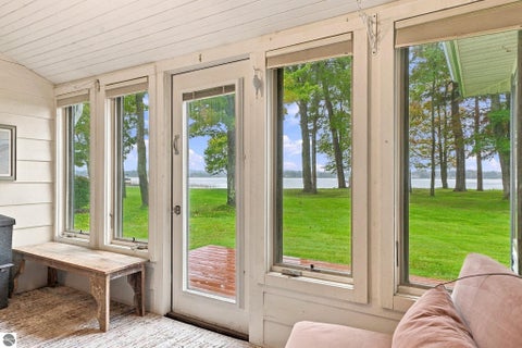 Tiny photo for 107 North Shore Drive #4, Cadillac, MI 49601 (MLS # 1951264)