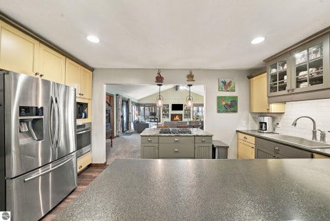 Tiny photo for 107 North Shore Drive #4, Cadillac, MI 49601 (MLS # 1951264)