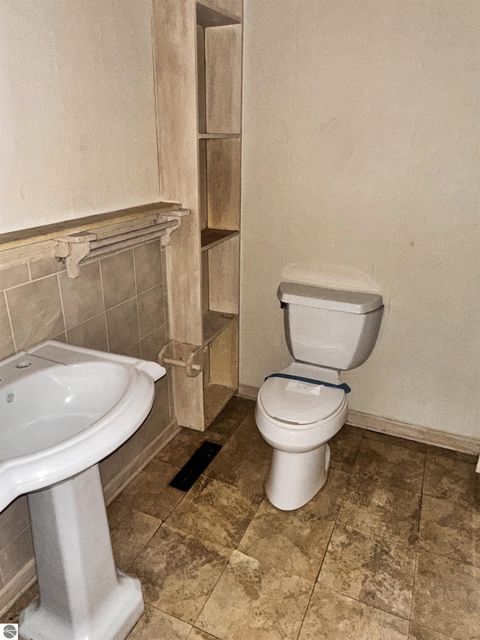 Tiny photo for 921 Washington Street, Traverse City, MI 49686 (MLS # 1941732)