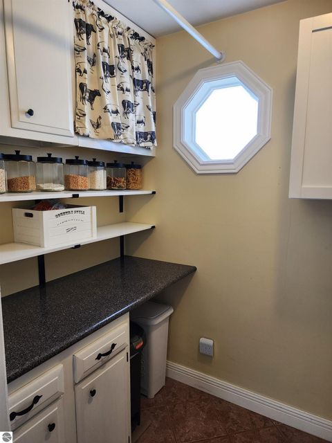 Tiny photo for 3400 N Sturgeon Road, Midland, MI 48640 (MLS # 1940918)