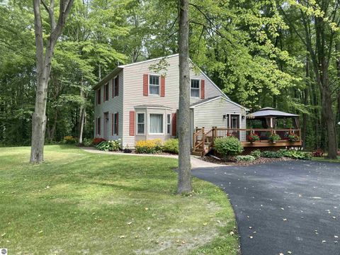 Photo of 3400 N Sturgeon Road, Midland, MI 48640 (MLS # 1940918)