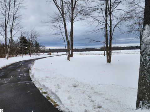 Tiny photo for 3400 N Sturgeon Road, Midland, MI 48640 (MLS # 1940918)