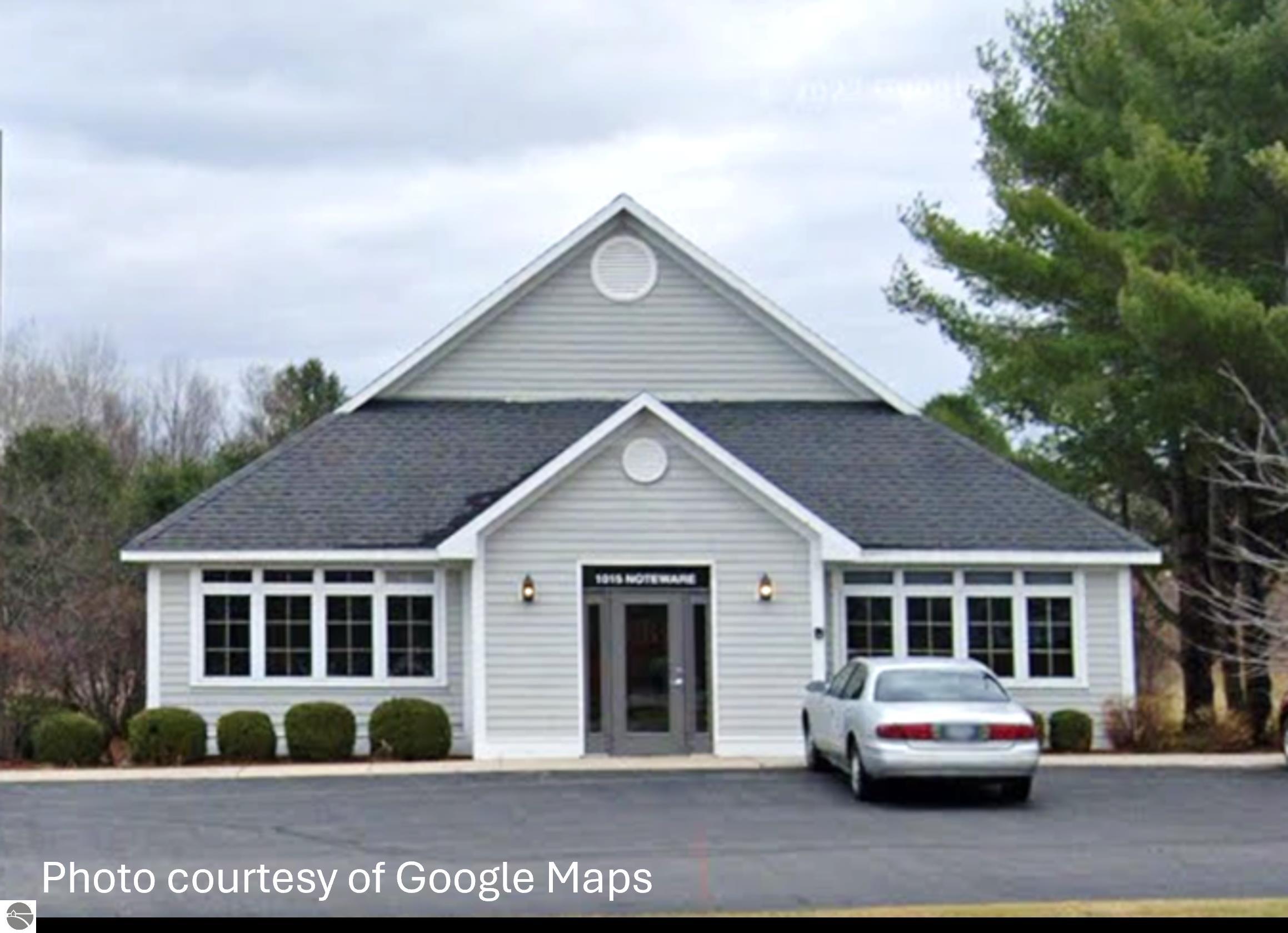 Photo 1 of 6 — 1015 Noteware Drive, Traverse City, MI 49686