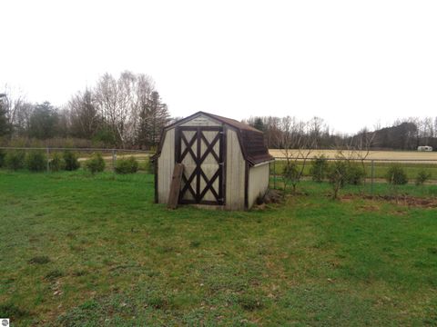 Tiny photo for 2108 S Sara Drive, Lake City, MI 49651 (MLS # 1943909)