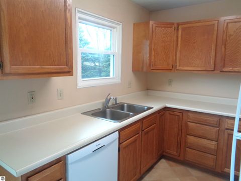 Tiny photo for 2108 S Sara Drive, Lake City, MI 49651 (MLS # 1943909)