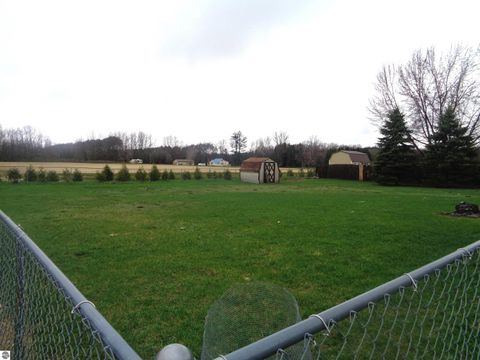 Tiny photo for 2108 S Sara Drive, Lake City, MI 49651 (MLS # 1943909)