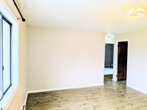 Tiny photo for 303 Elizabeth Street, Alma, MI 48801 (MLS # 1942427)