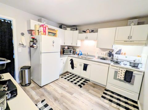 Tiny photo for 303 Elizabeth Street, Alma, MI 48801 (MLS # 1942427)