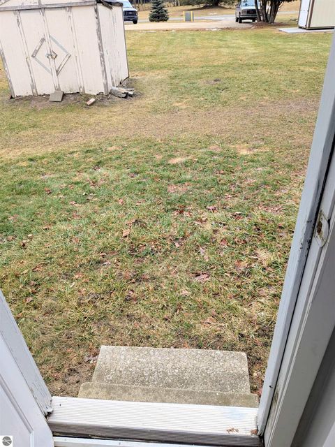 Tiny photo for 303 Elizabeth Street, Alma, MI 48801 (MLS # 1942427)